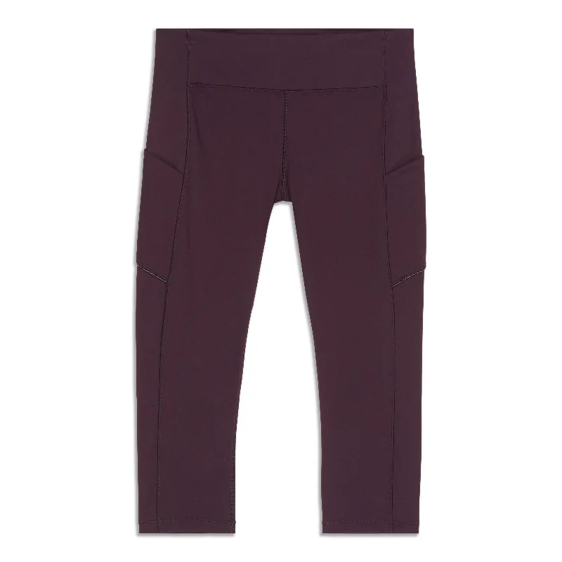 Effortless Looks Speed Up Crop - Resale