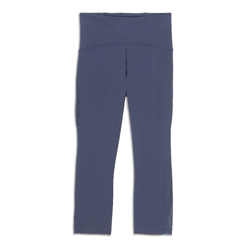 Versatile Comfort Wear Train Times Crop - Resale