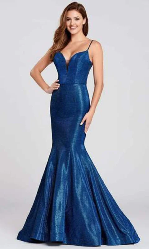 Cozy Essentials Wear Ellie Wilde - Sleeveless Plunging Neckline Mermaid Evening Dress EW120109 - 1 pc Light Gold In Size 10 Available