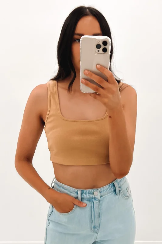 Soft Textures A 90s Tank Tan