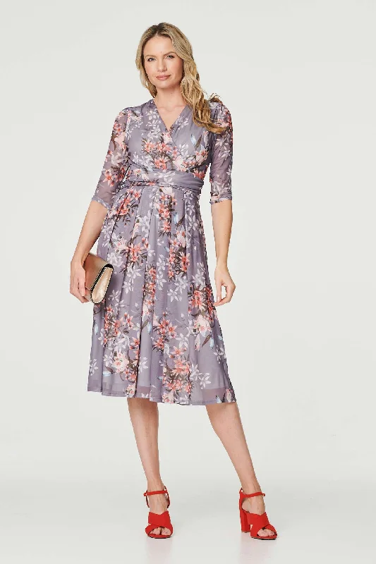 Soft Relaxation Wear Floral Layered V-Neck Midi Dress