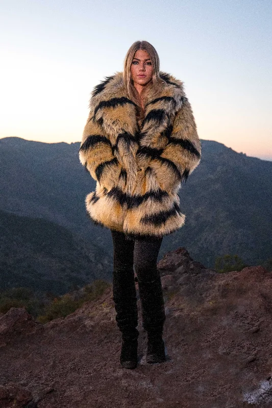 Stylish Fit Women's Short Duchess Coat in "Abstract Tiger"