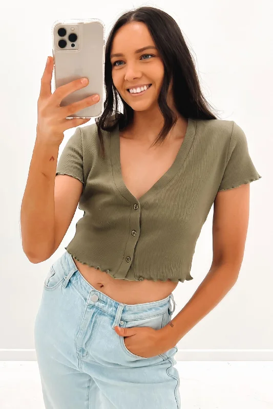 Chic Outfits Annie Top Khaki