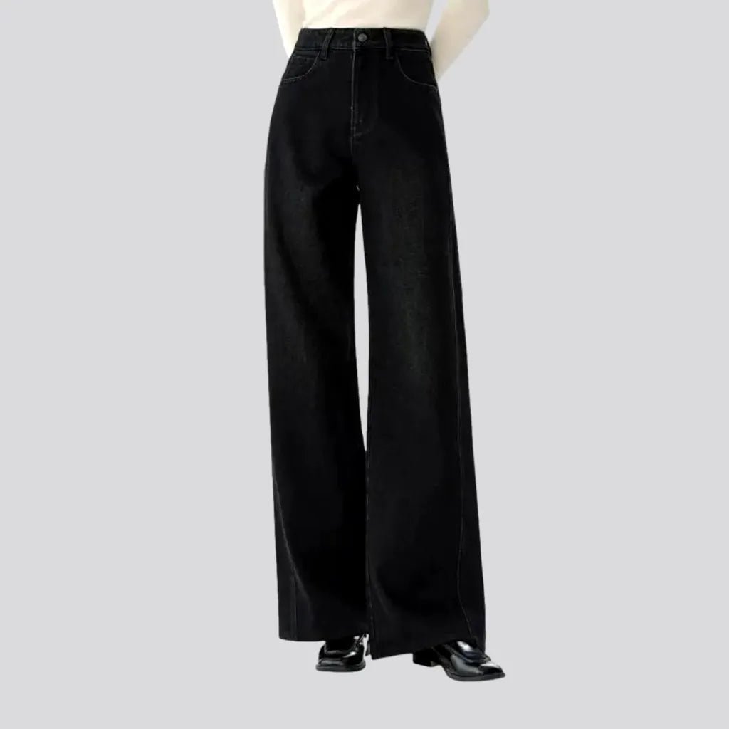 Simple Comfort Fashionable abraded wide fit jeans for women