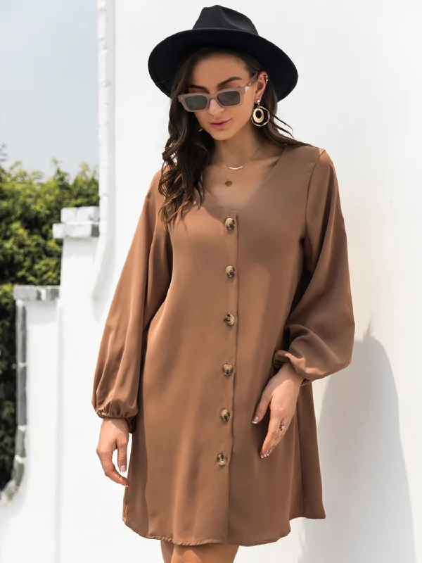 Simple Comfort New Autumn  Mini Buttoned Dress with V-Neck & Long Sleeves