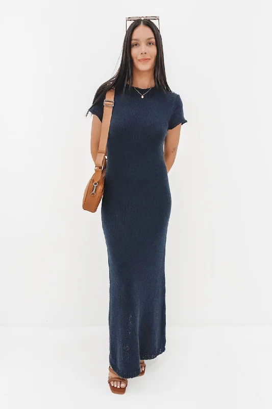 Comfortable Chic Leela Knit Maxi Dress Navy