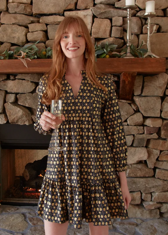 Warm Chic Outfits Black Metallic Relaxed Dress