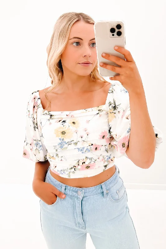 Elegant Casuals Ryder Top White Floral