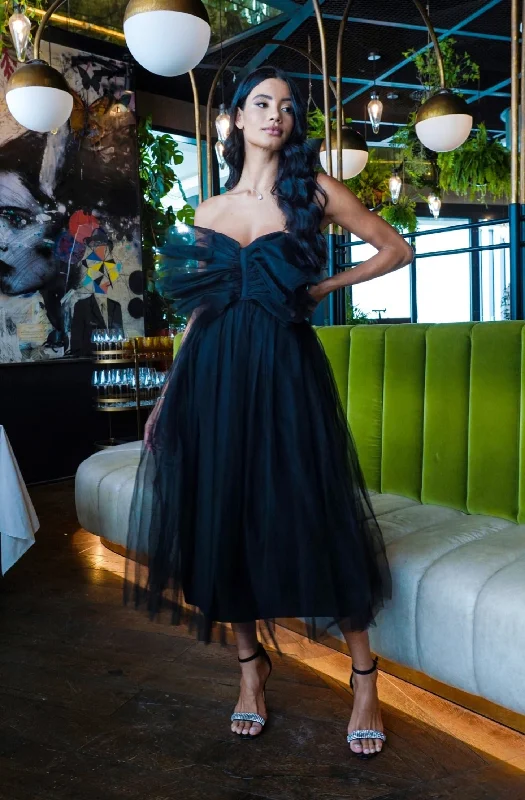 Timeless Style Butterfly Black Tulle Midi Dress