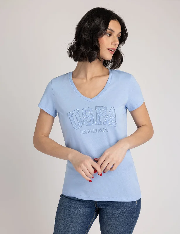 Cozy Street Style USPA LACE APPLIQUE V-NECK T-SHIRT