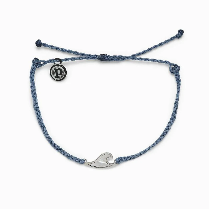 Relaxed Looks Mother of Pearl  Wave Silver Bracelet