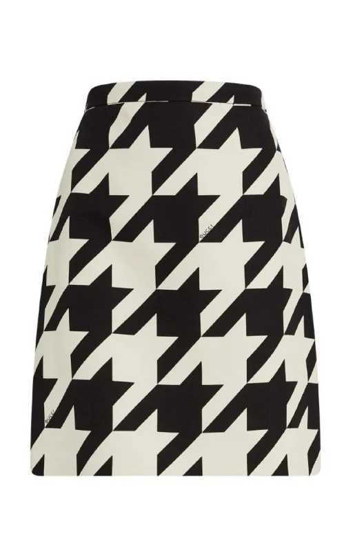 Trendy Looks Houndstooth Mini Skirt