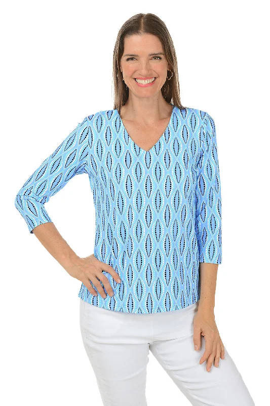 Stylish Casuals Dot Your Eyes UPF50+ V-Neck Top