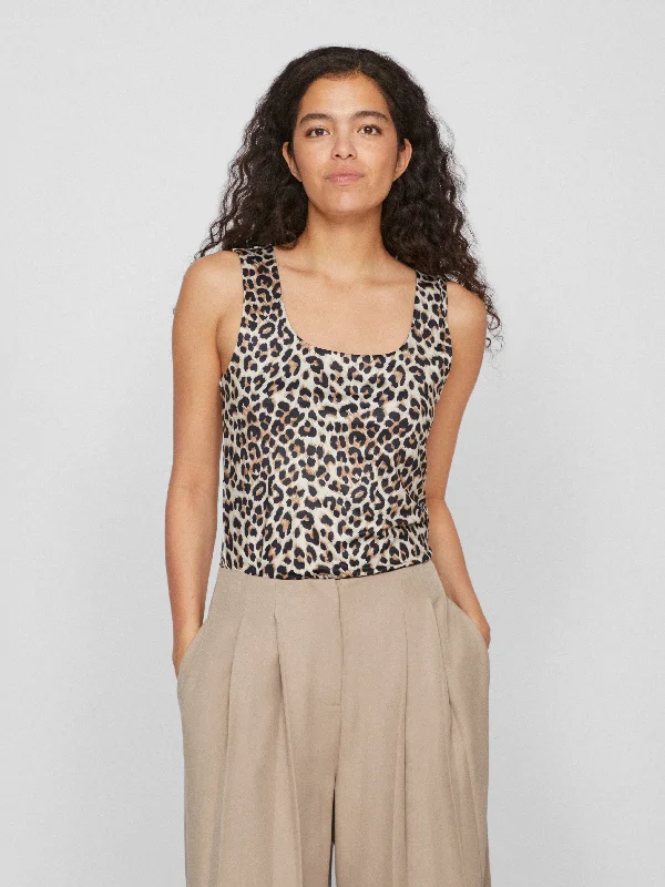 Cozy Fashions Kennza O-Neck Tank Top (Carmel Cafe/Leopard)