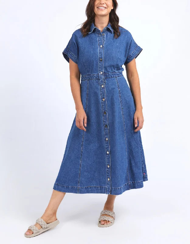 Modern Chic Aimee Denim Dress - Mid Blue Wash