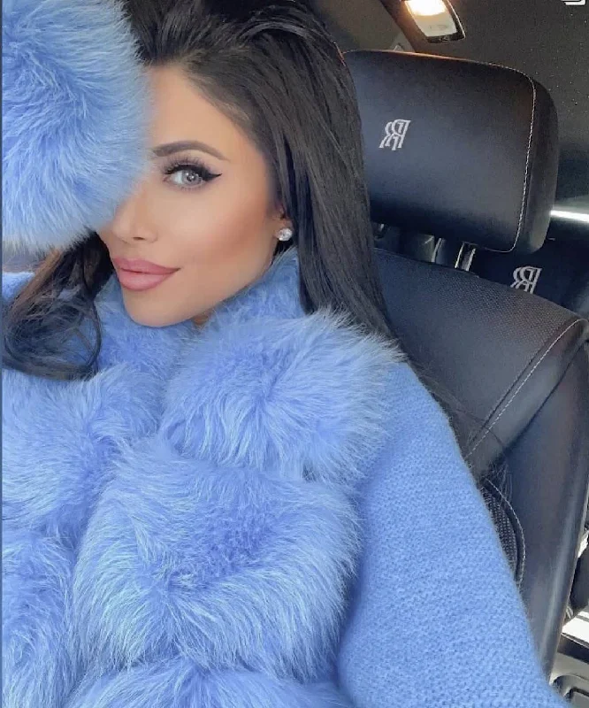 Warm Chic Outfits Detachable Fox Fur Trimmed Ribbed Knit Sweater