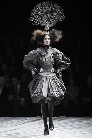 All-Day Style Original Alexander McQueen -