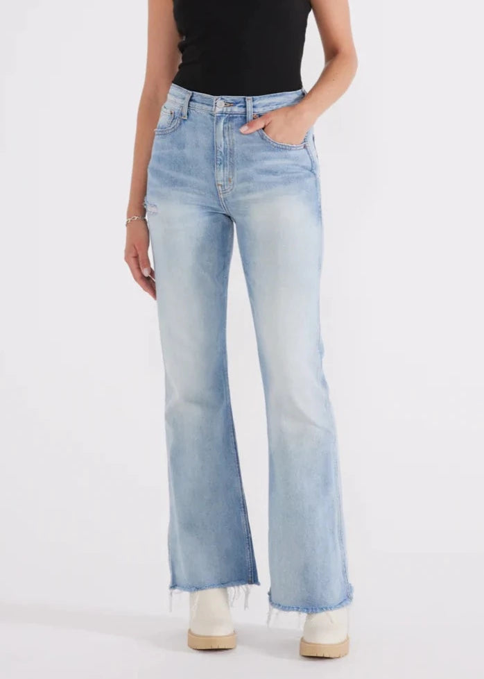 Elegant Casuals The Sasha Modern Flare Denim by Ética Denim