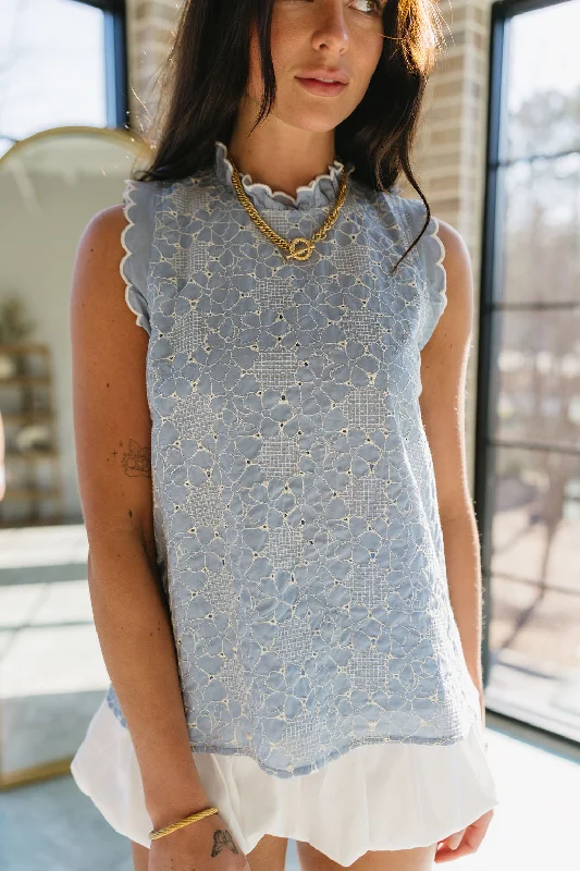 Light Comfort Danielle Light Blue & White Floral Tank