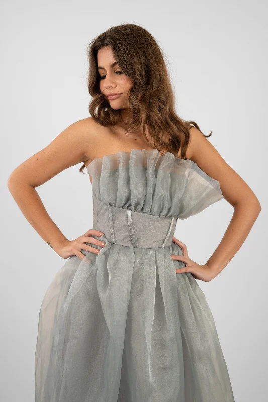 Versatile Outfits Noah Organza Midi Dress in Grey
