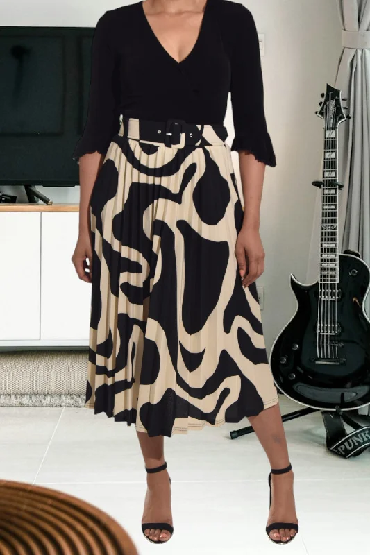 Comfortable Jeans Black And Brown Belted Skirt