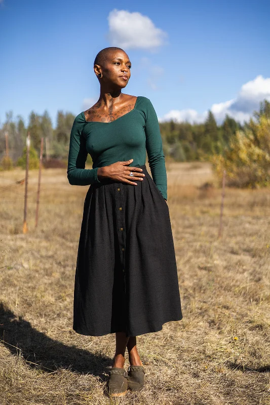 Soft Comfort Wear Trices Skirt in Black Linen