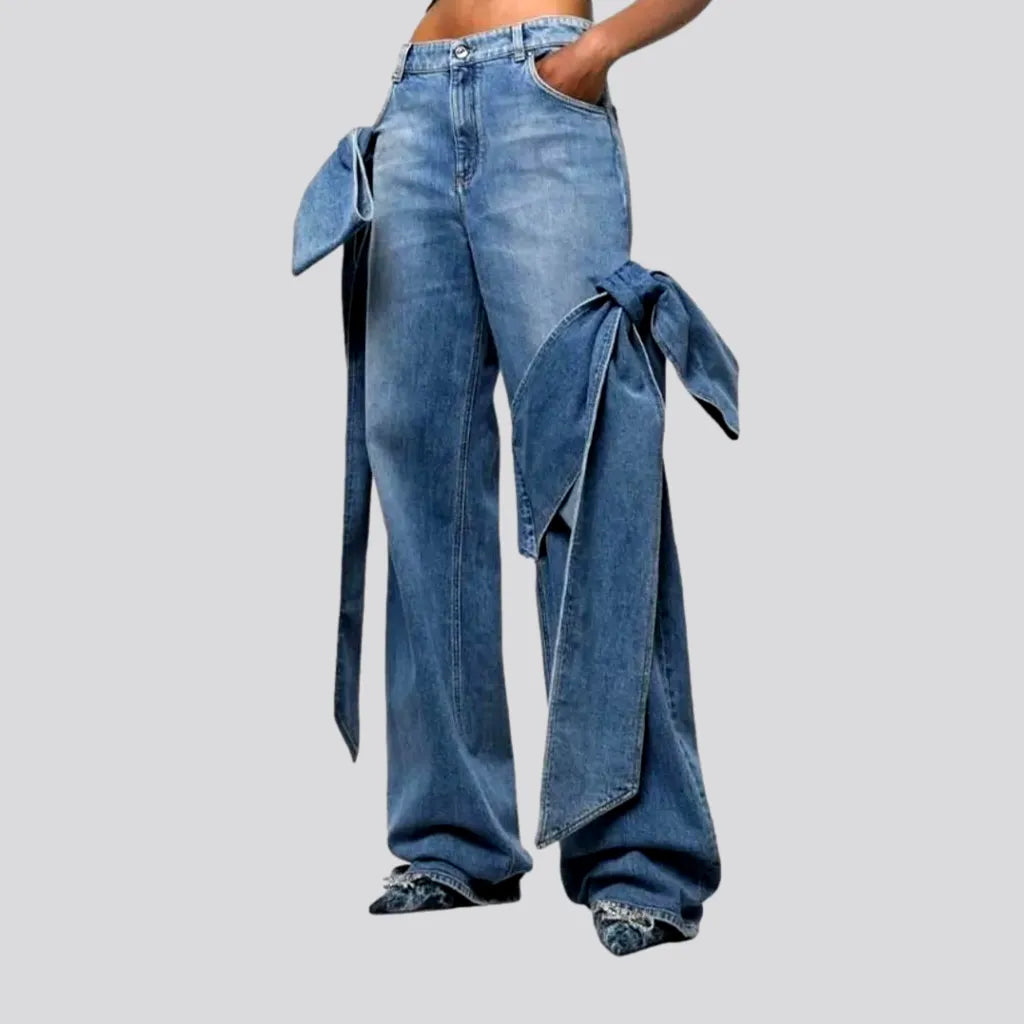 Cozy Fashions Light-wash women's y2k jeans