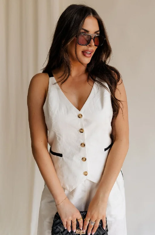 Everyday Outfits Amelia Off White & Black Button-Up Vest