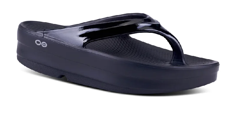 Relaxed Chic Women's OOmega OOlala Sandal