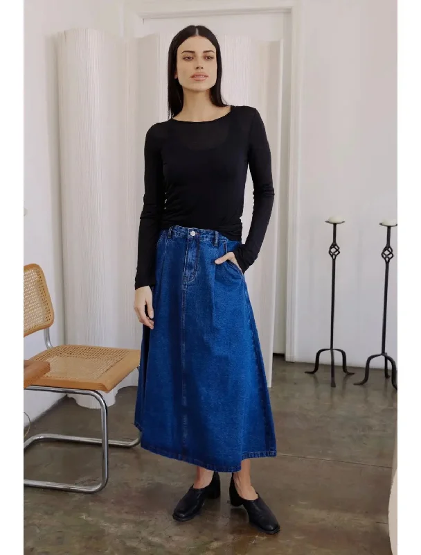 Cozy Fitting The Bonnie Skirt