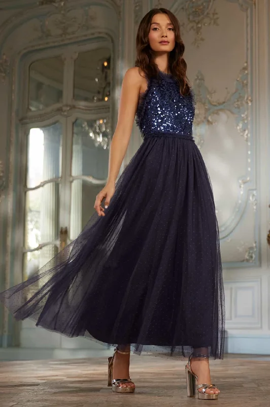 Cozy Lifestyle Sequin Wreath Bodice Halter Neck Ankle Gown